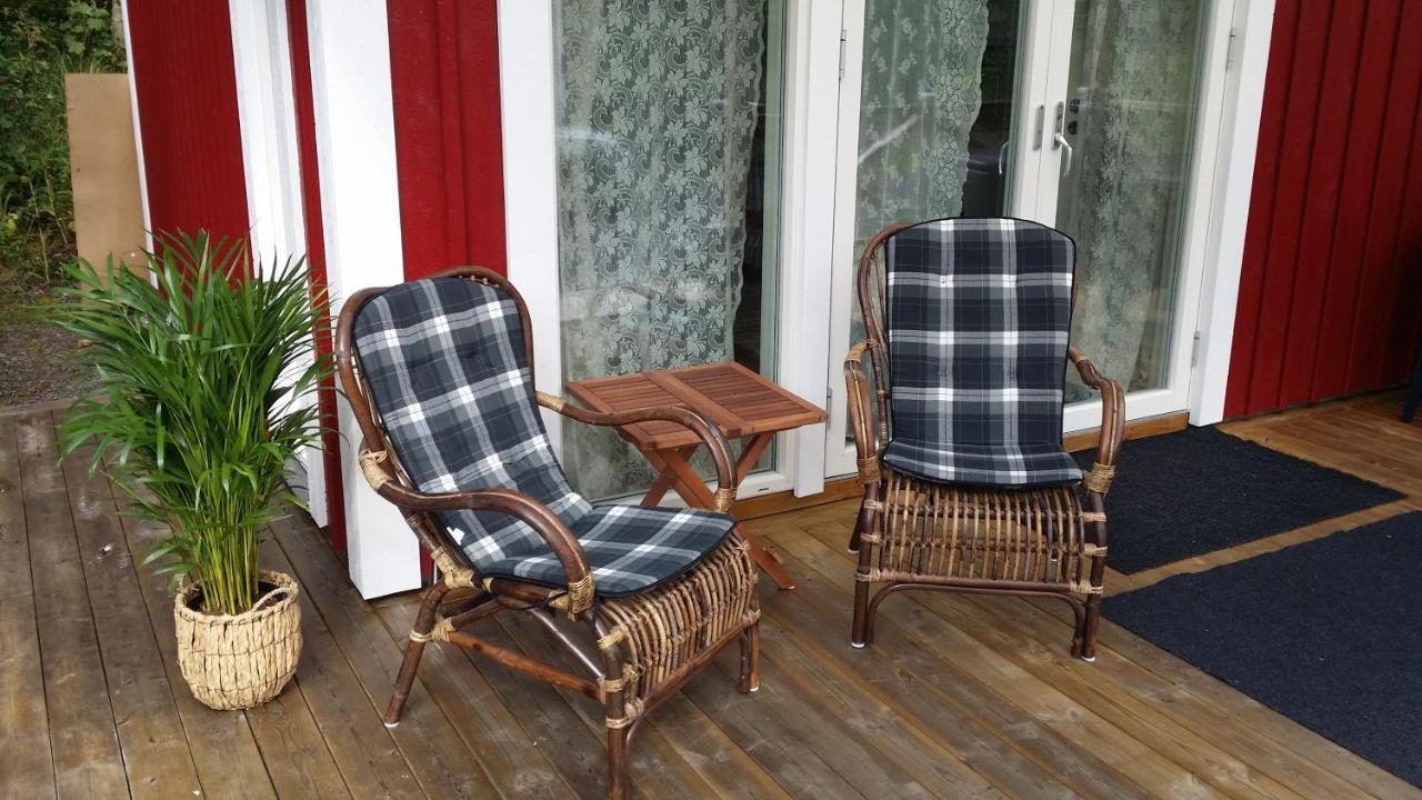 Sjoenaera Ullared Villa Exterior photo